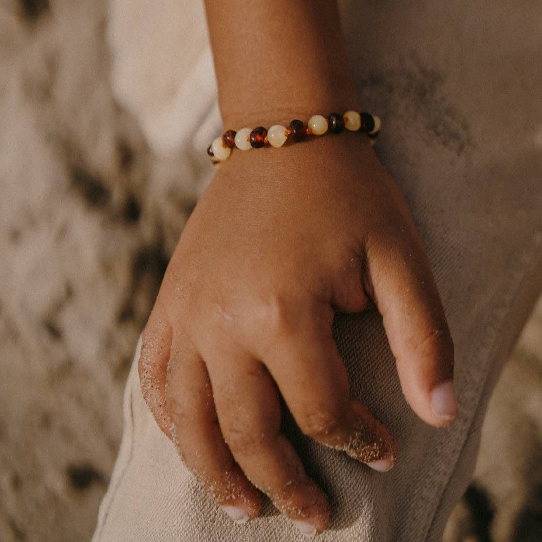 Barnsteen armband | Karamel Melk